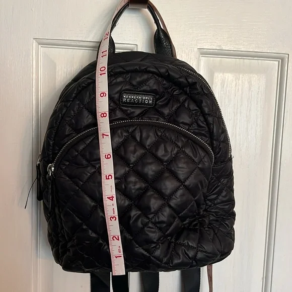 Kenneth Cole Reaction quilted mine backpack EUC - Picture 8 of 14